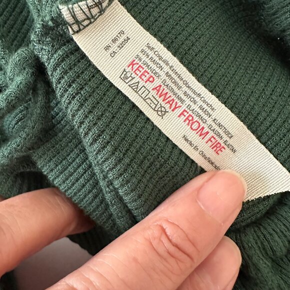 Free People Textured Knit Crop Tank Crew Neck Sleeveless Wide Armholes Cinched H - Picture 9 of 9